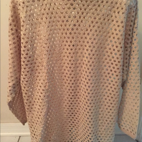 Michael Carrie tan shirt - Picture 2 of 3